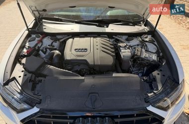 Седан Audi A6 2022 в Львове