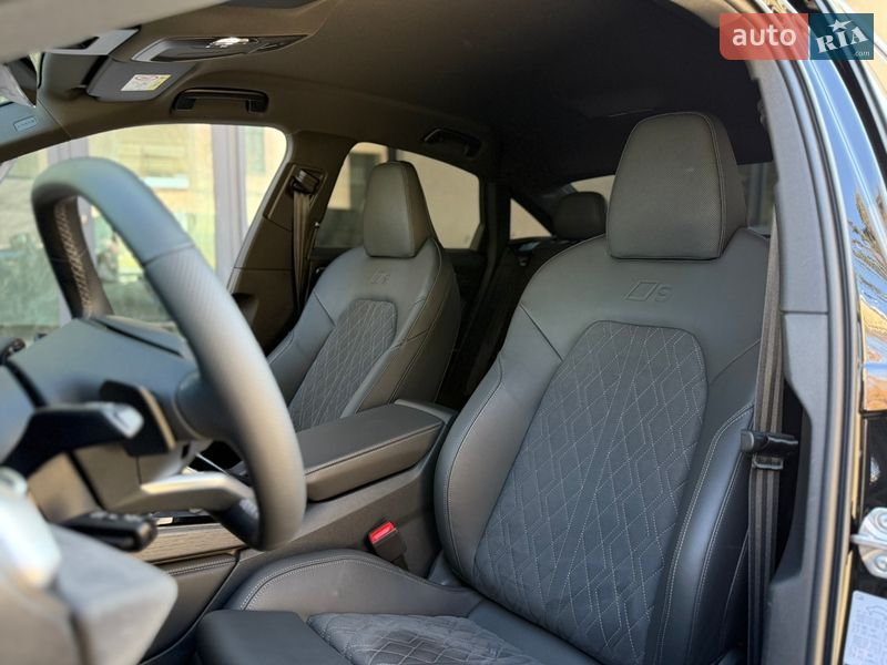 Седан Audi A6 2025 в Львове