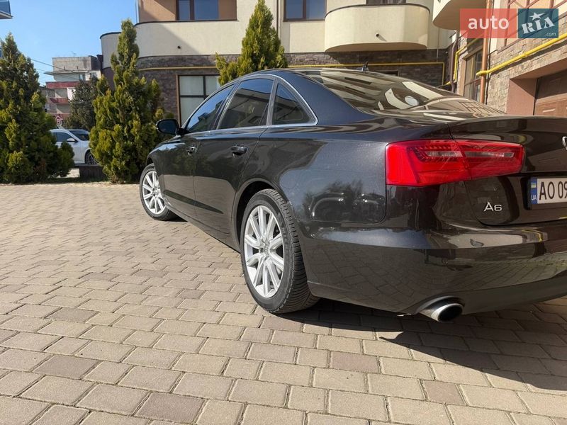 Седан Audi A6 2012 в Ужгороде