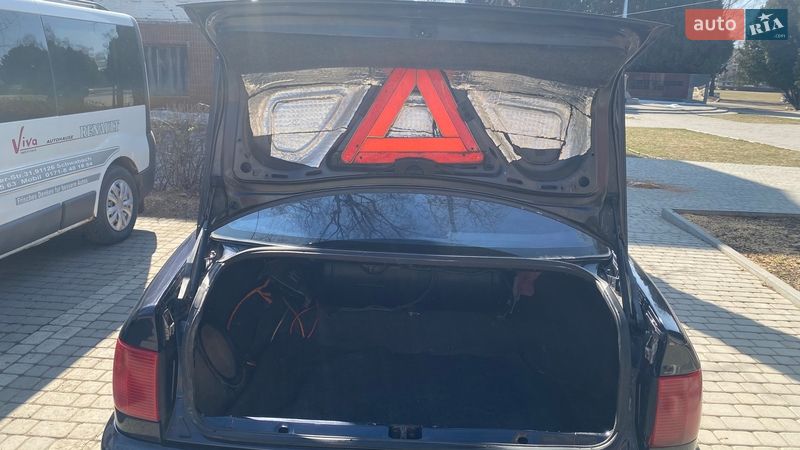 Седан Audi A6 1995 в Гайсину