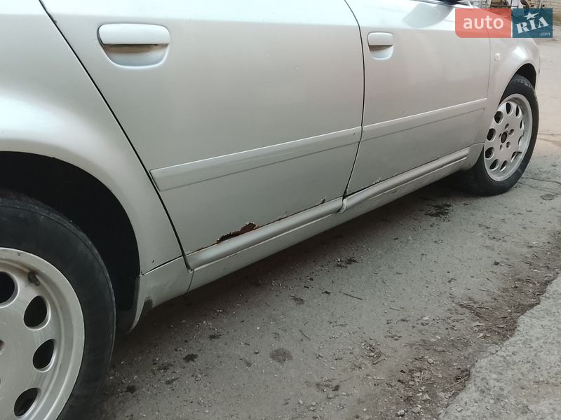 Универсал Audi A6 2002 в Умани