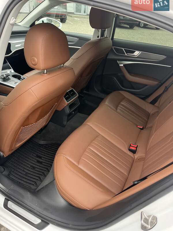 Седан Audi A6 2023 в Днепре