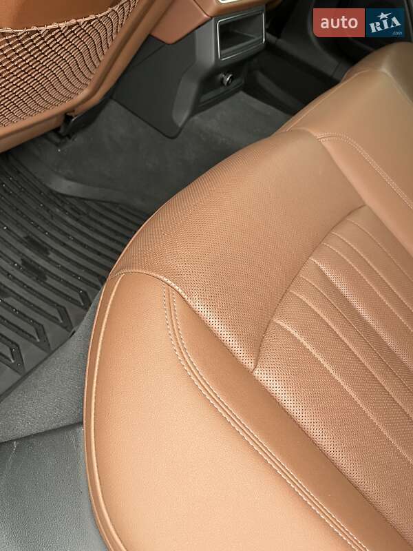 Седан Audi A6 2023 в Днепре