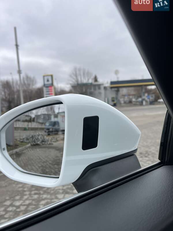 Седан Audi A6 2023 в Днепре