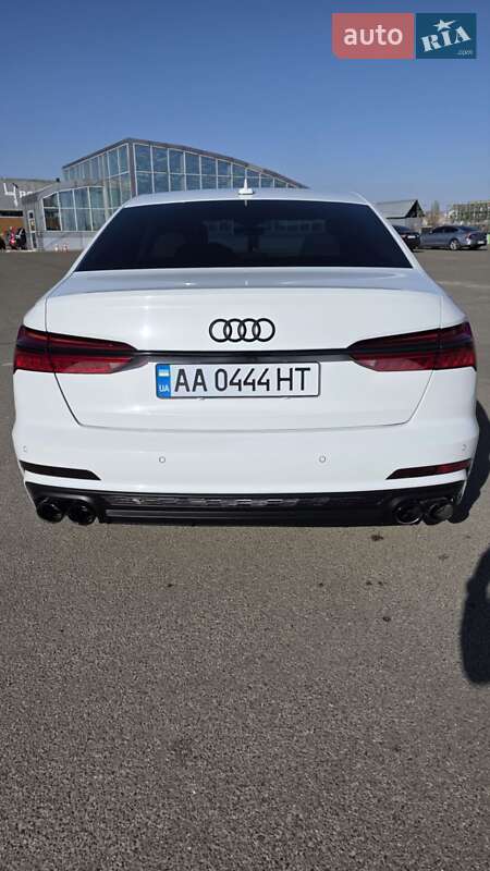 Седан Audi A6 2018 в Киеве