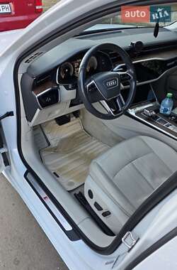 Седан Audi A6 2018 в Киеве