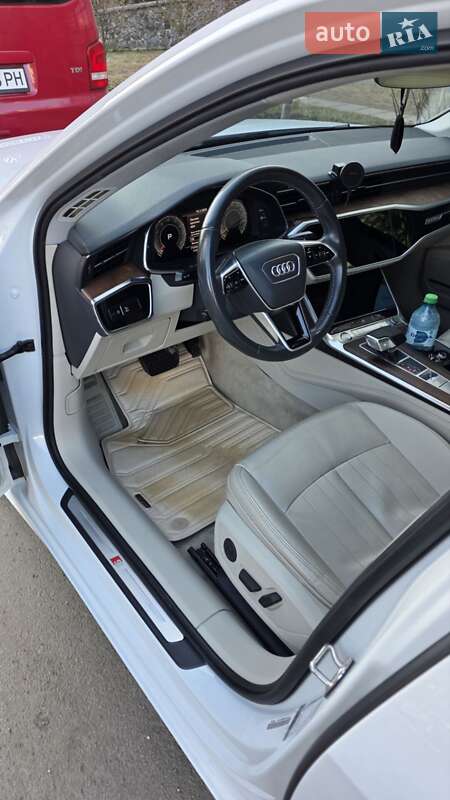 Седан Audi A6 2018 в Киеве