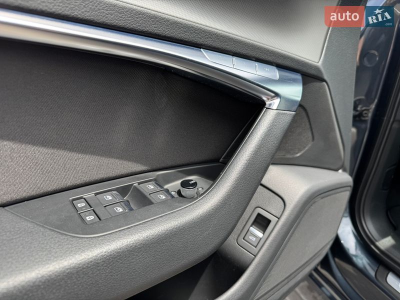 Универсал Audi A6 2019 в Киеве