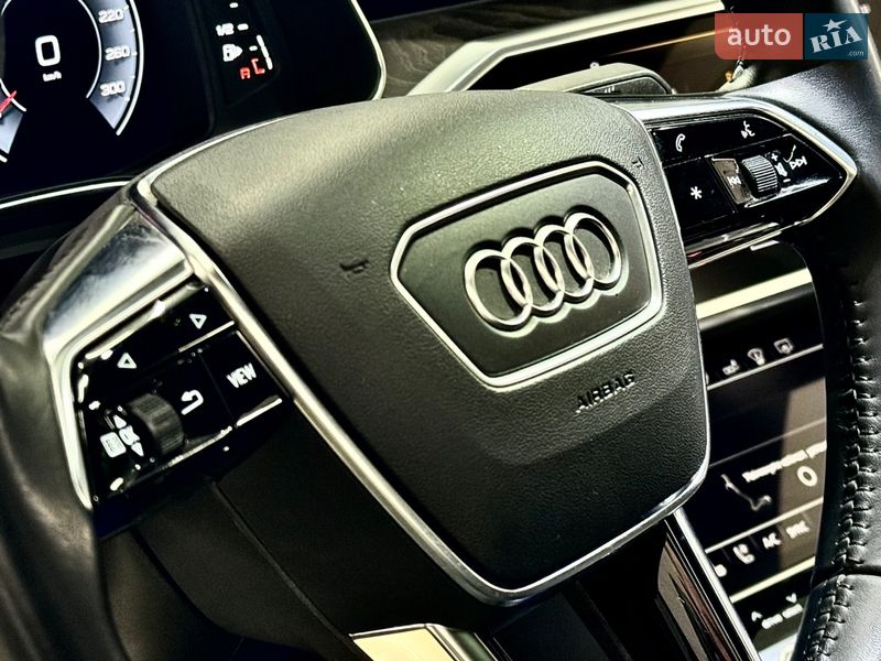Седан Audi A6 2020 в Николаеве