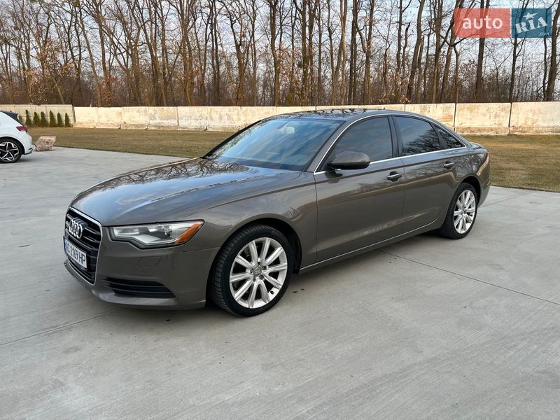 Седан Audi A6 2014 в Луцке