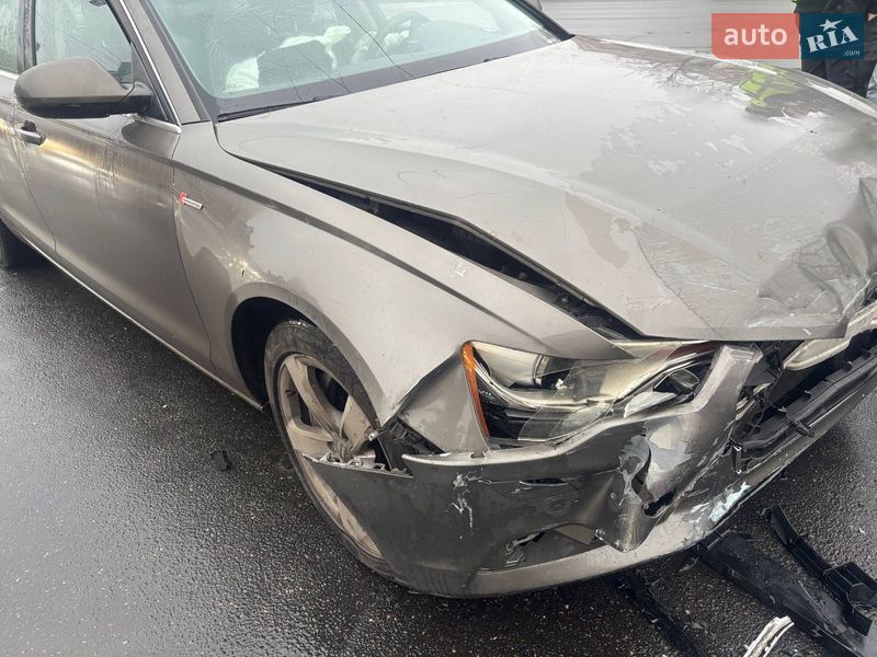 Седан Audi A6 2011 в Вишневому