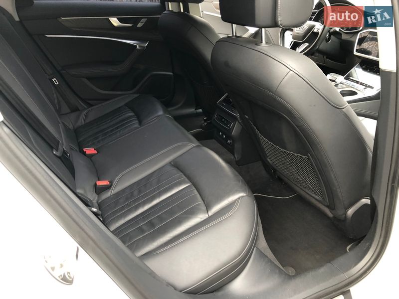 Седан Audi A6 2018 в Киеве