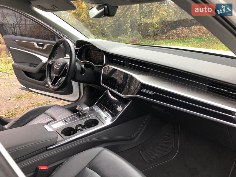 Седан Audi A6 2018 в Киеве