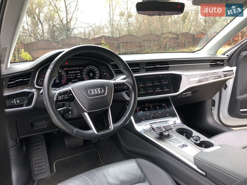 Седан Audi A6 2018 в Киеве