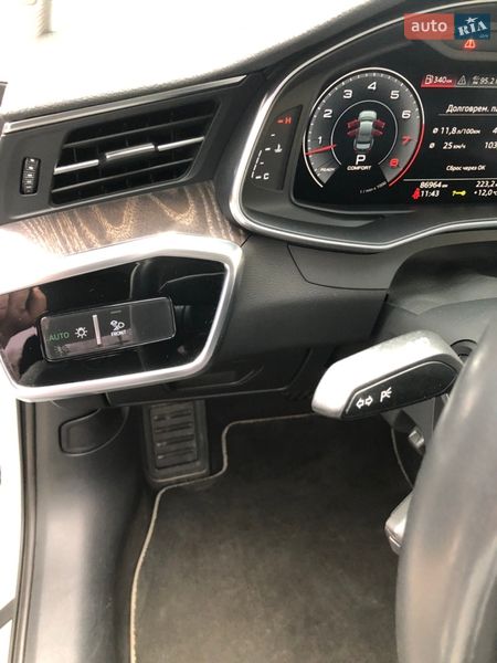 Седан Audi A6 2018 в Киеве