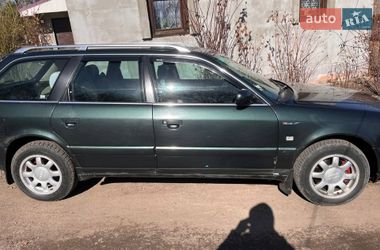 Универсал Audi A6 1996 в Остроге
