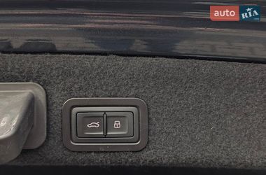 Седан Audi A6 2015 в Киеве