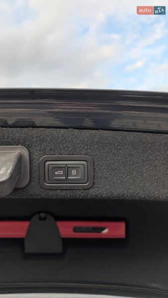 Седан Audi A6 2015 в Киеве