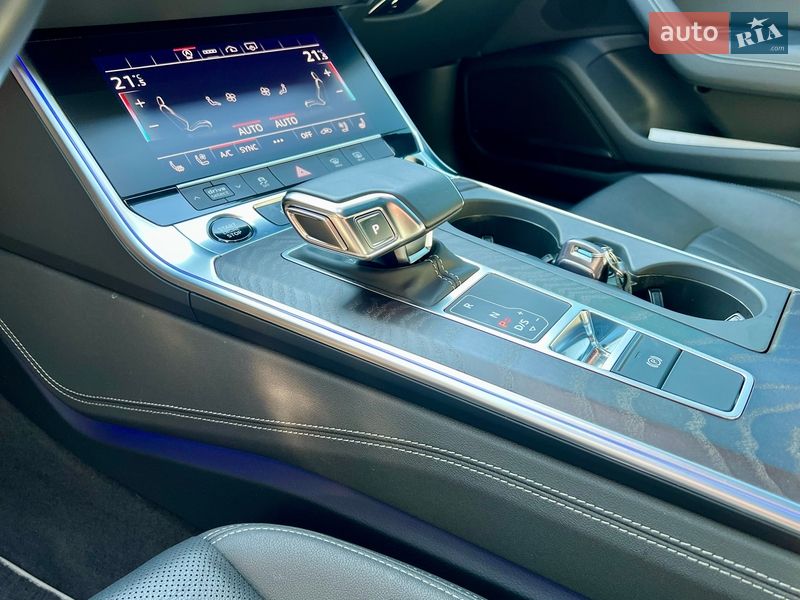 Седан Audi A6 2020 в Киеве
