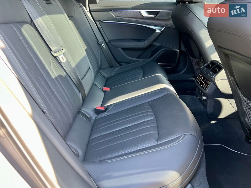Седан Audi A6 2020 в Киеве