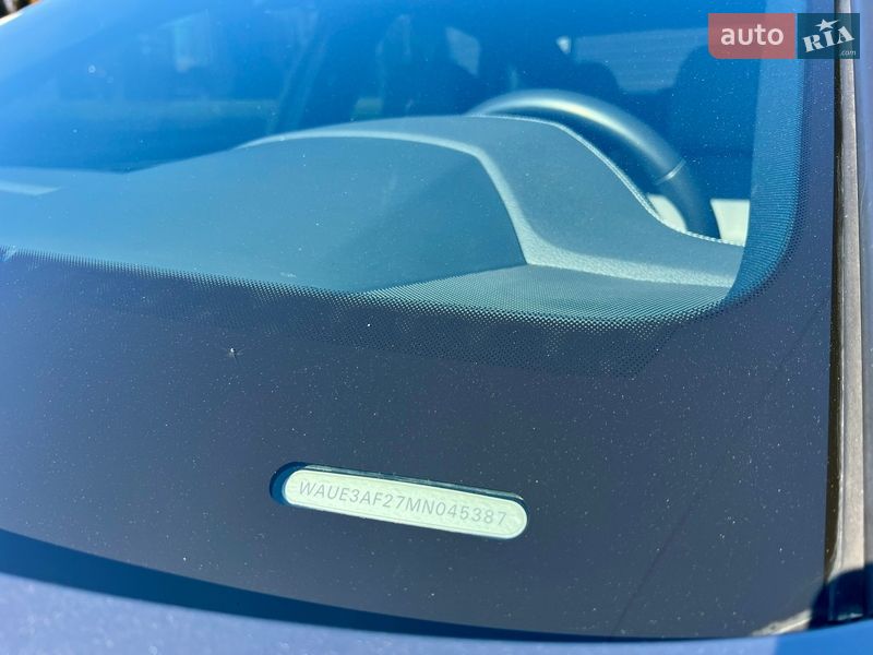 Седан Audi A6 2020 в Киеве