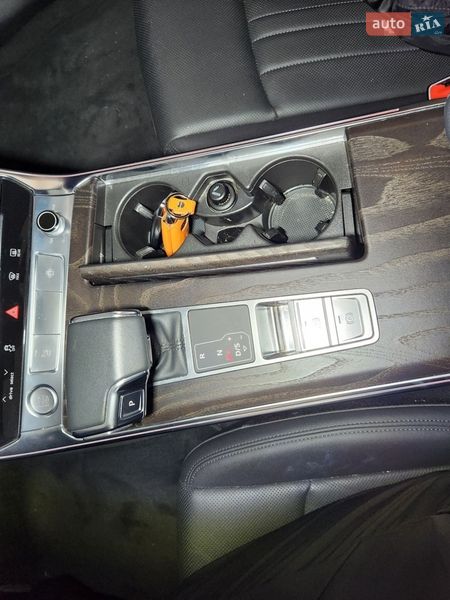 Седан Audi A6 2019 в Киеве