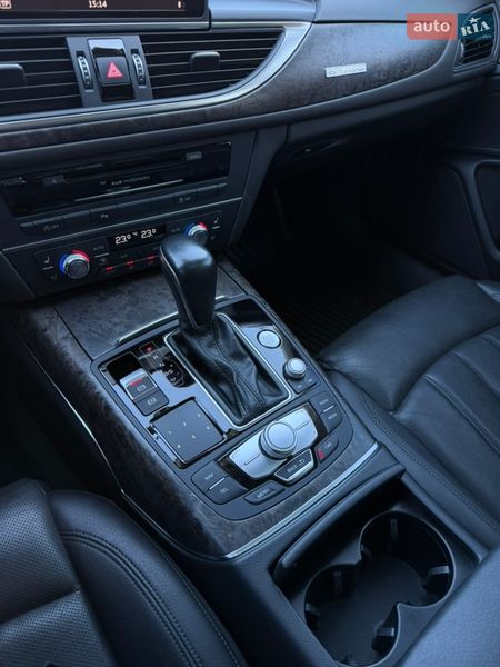 Седан Audi A6 2016 в Киеве