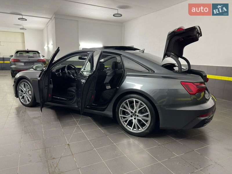 Седан Audi A6 2022 в Казатине