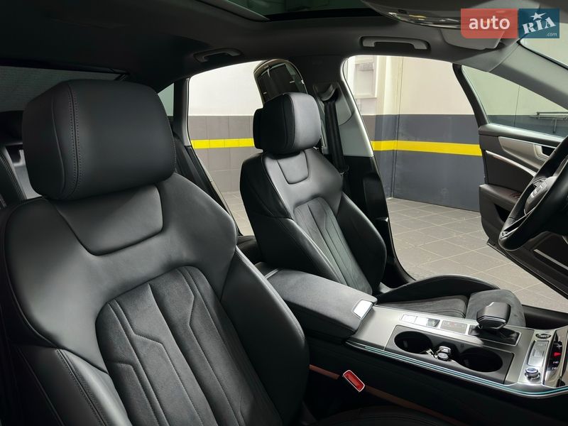 Седан Audi A6 2022 в Казатине