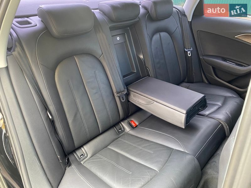 Седан Audi A6 2016 в Киеве