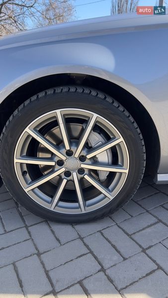 Седан Audi A6 2015 в Черновцах