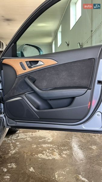 Седан Audi A6 2015 в Черновцах