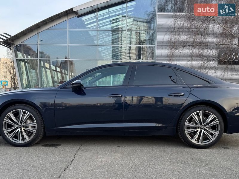 Седан Audi A6 2023 в Києві