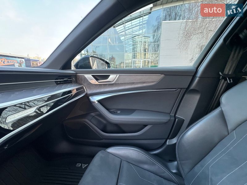 Седан Audi A6 2023 в Києві