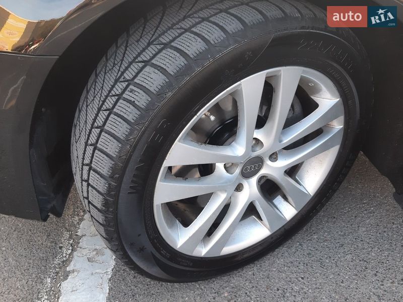Седан Audi A6 2013 в Одессе