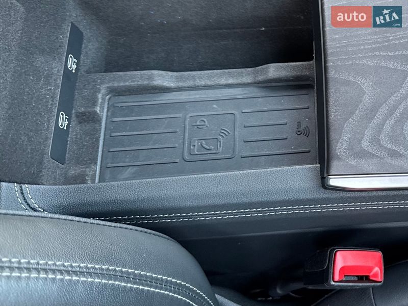 Седан Audi A6 2023 в Києві