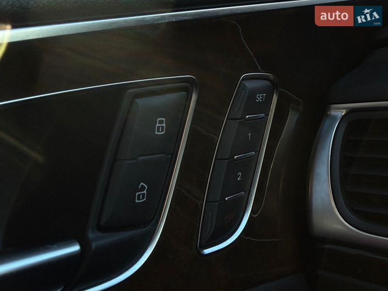 Седан Audi A6 2014 в Львове
