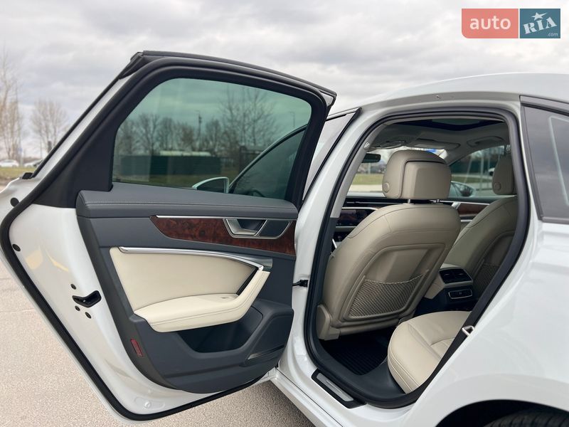 Седан Audi A6 2021 в Киеве