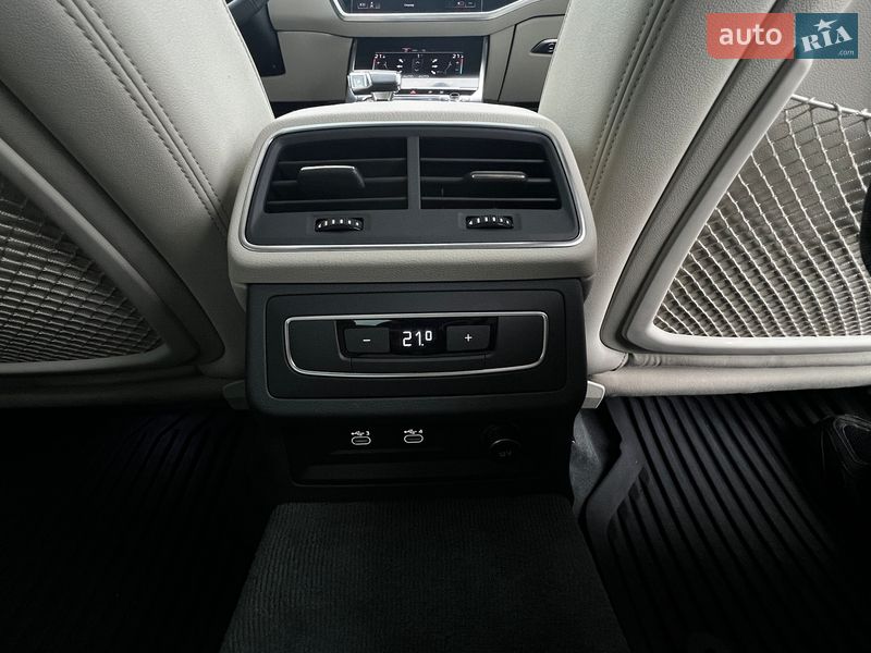 Седан Audi A6 2021 в Киеве