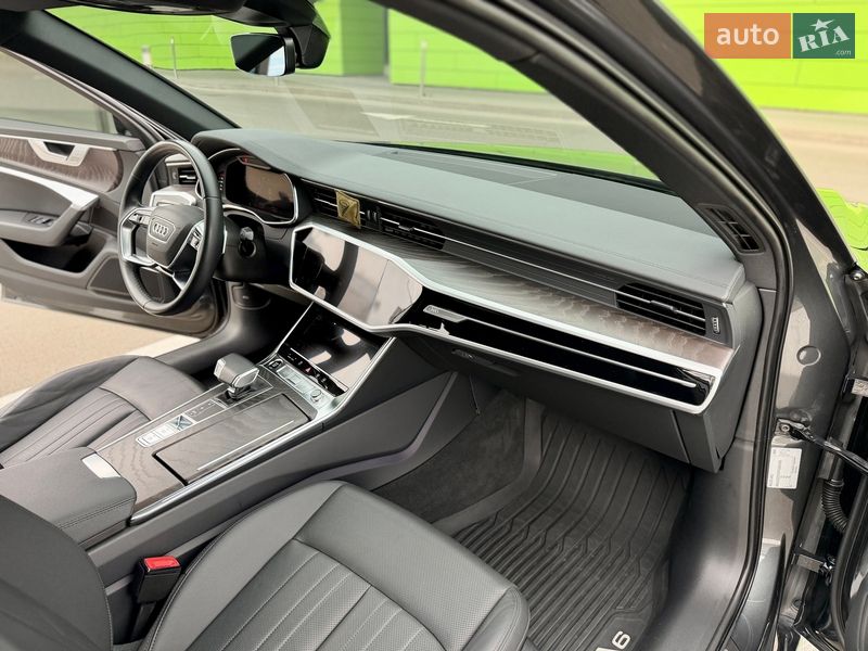 Седан Audi A6 2022 в Киеве