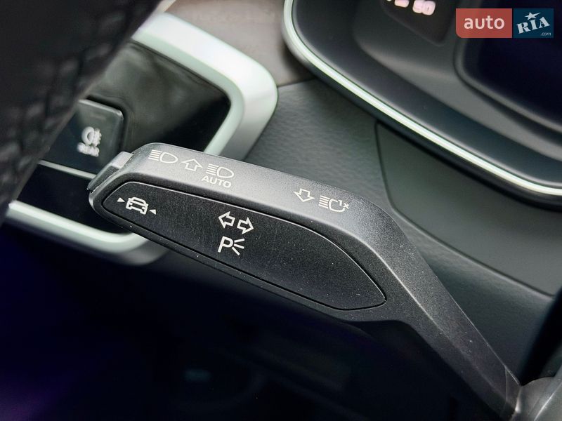 Седан Audi A6 2022 в Киеве