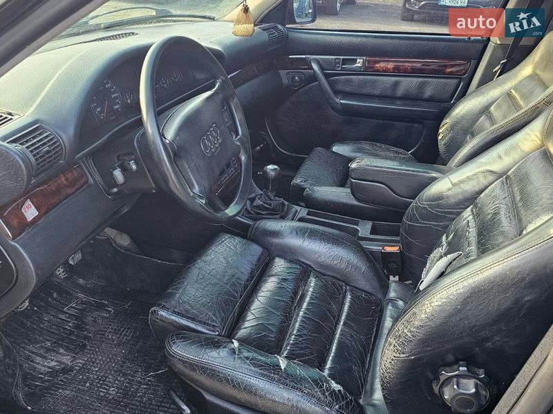Универсал Audi A6 1995 в Шацке