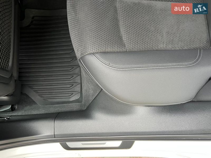 Седан Audi A6 2021 в Львове