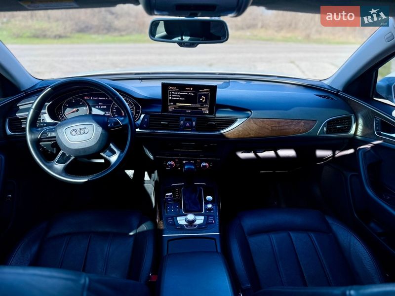 Седан Audi A6 2016 в Краснограді
