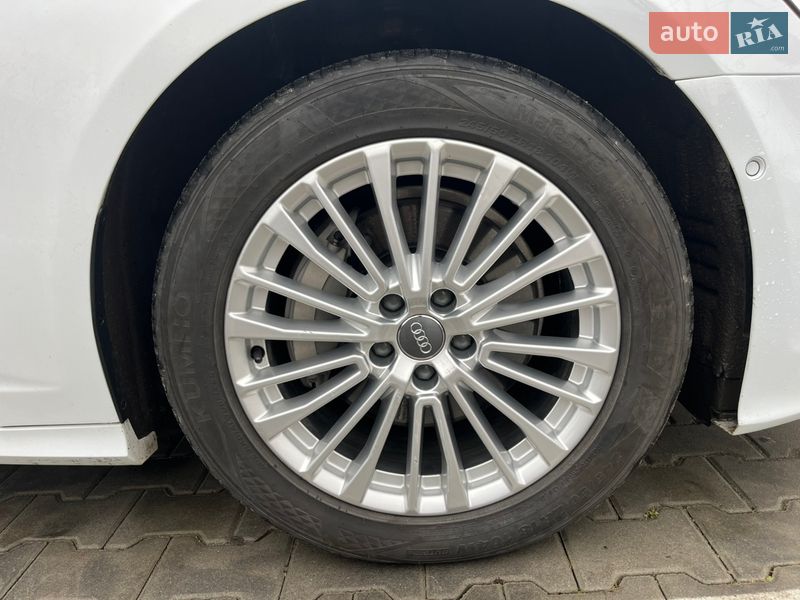 Седан Audi A6 2020 в Львове