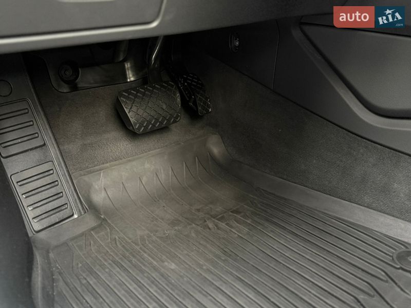 Седан Audi A6 2021 в Киеве