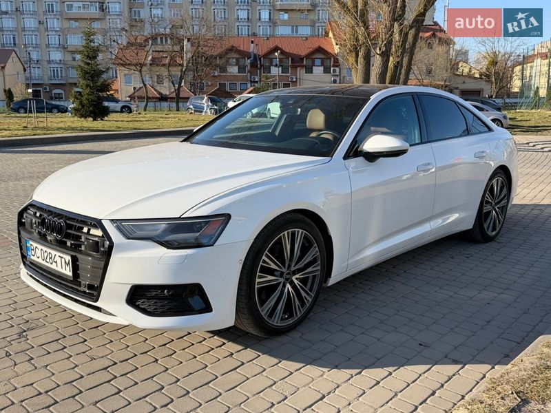 Седан Audi A6 2022 в Львове