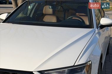 Седан Audi A6 2022 в Львове