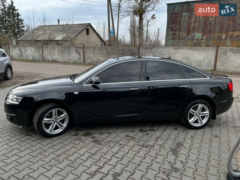 Седан Audi A6 2004 в Буче