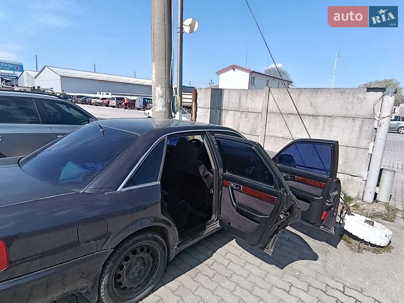 Седан Audi A6 1995 в Львове